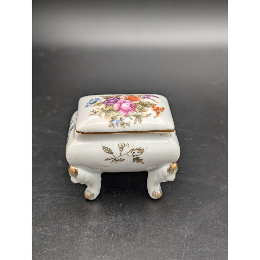 Vintage Meissen Floral Porcelain Trinket Box Footed Gold Gilt